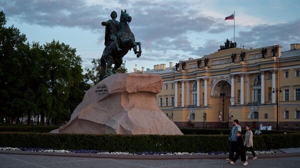 Беглов рассказал о росте турпотока в Петербург